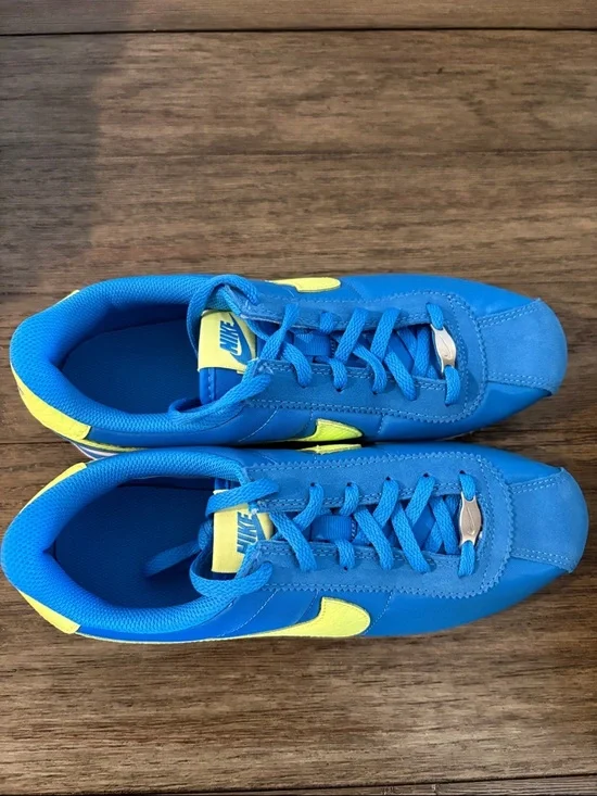 NIB [Nike] Cortez Retro Sneakers Shoes Photo Blue/Lemon Twist Youth 6/Womens 7.5 - Picture 10 of 13